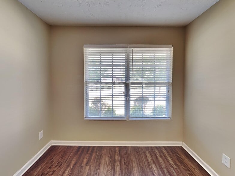 Building Photo - 3340 Blaze Dr