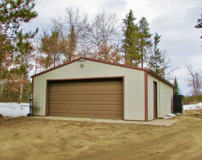 Foltz building. - 16314 County 6
