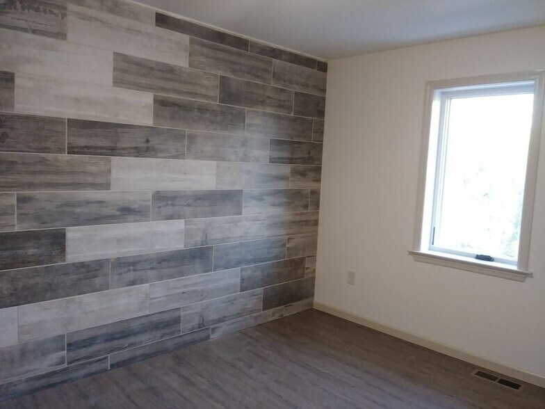 3rd Bedroom - 150 Franklin Rd