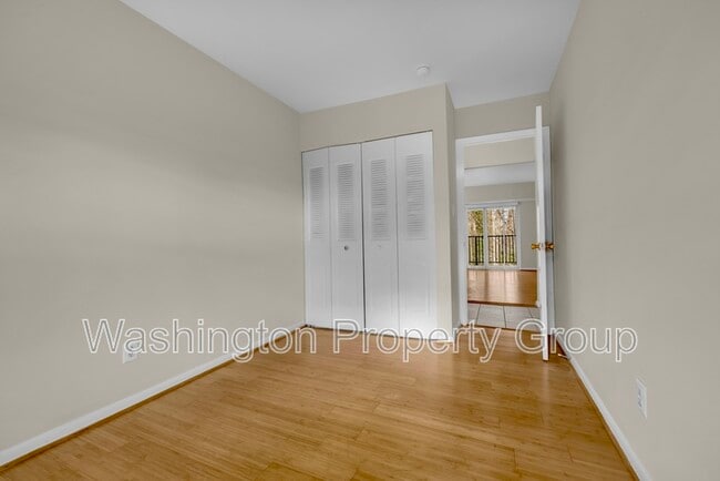 Building Photo - 2200 Castle Rock Square