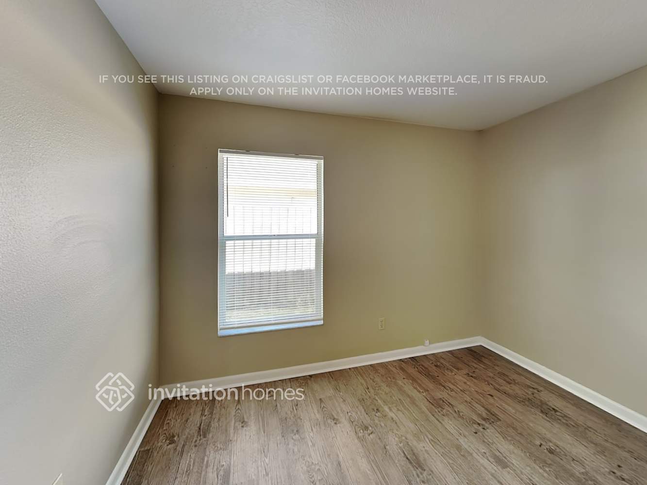 Building Photo - 1916 Bridgehampton Pl