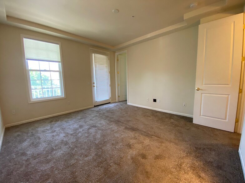 Building Photo - 3765 Finnian Way