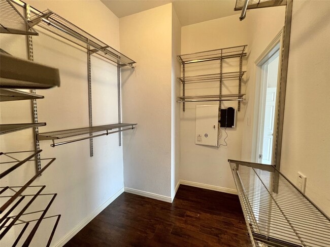 Building Photo - 11712 Summer Brook Ct