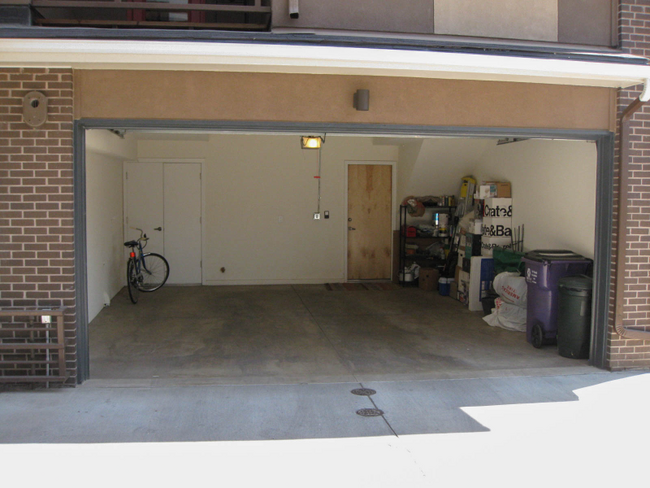 Building Photo - 3356 Tejon St