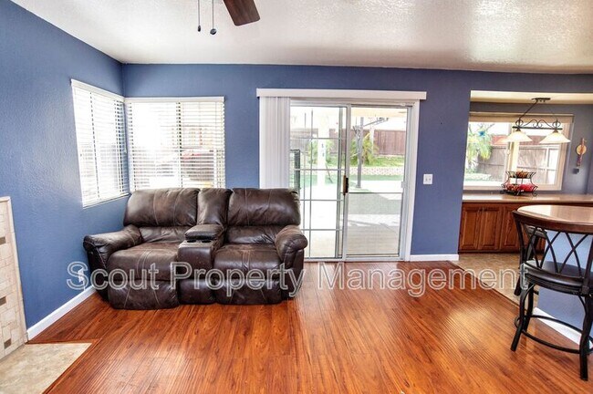 Building Photo - 24535 Leafwood Dr