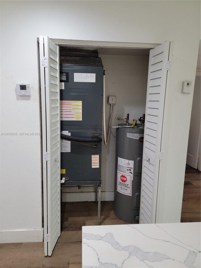 Building Photo - 5112 NW 79th Ave