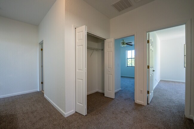 Building Photo - 1425 Portofino Meadows Blvd