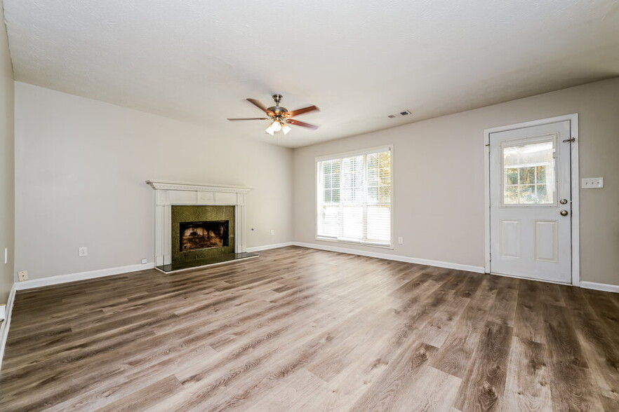 Building Photo - 266 Northwind Dr