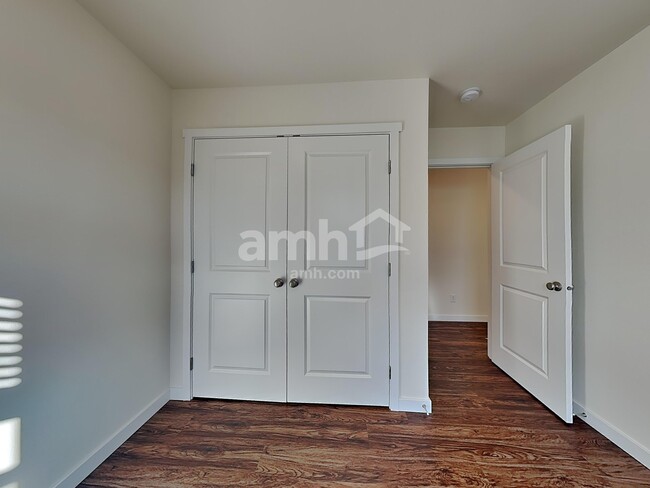 Building Photo - 23297 SE Dogwood St