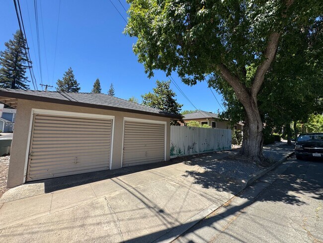 Building Photo - NEW SINGLE STORY IN OLD TOWN ROSEVILLE!