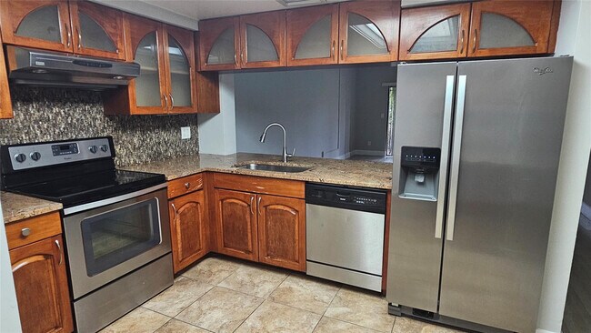 Building Photo - 4644 NW 90th Ave