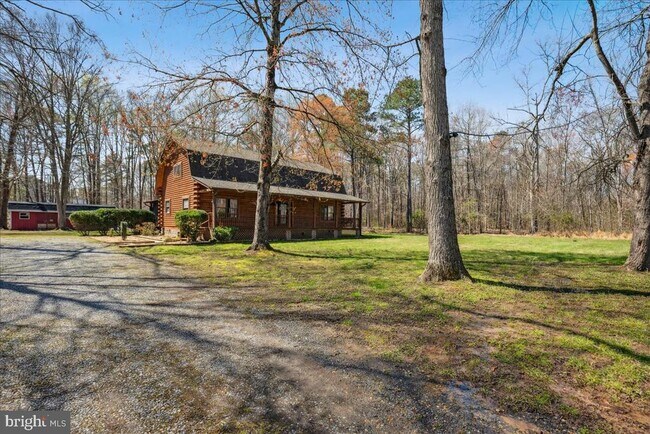 Building Photo - 2200 Blanchard Pl