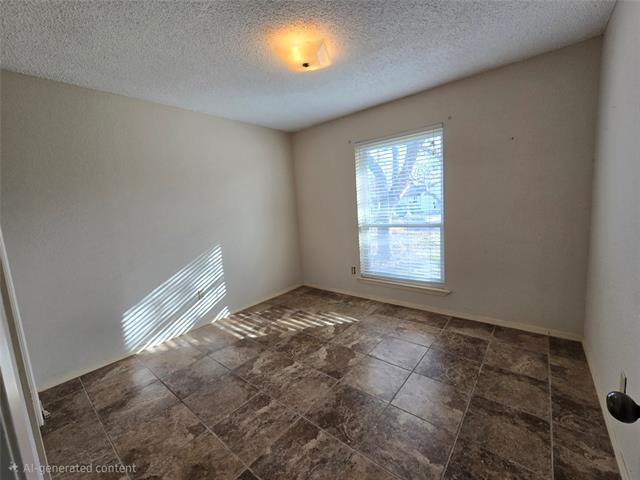 Building Photo - 301 E 6th St