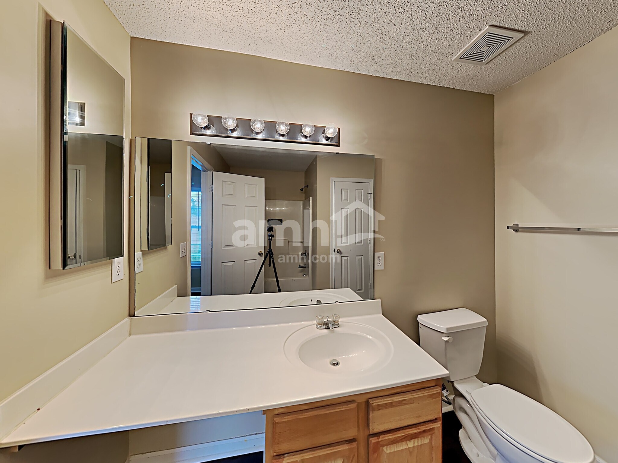 Building Photo - 4020 Flat Sedge Ln