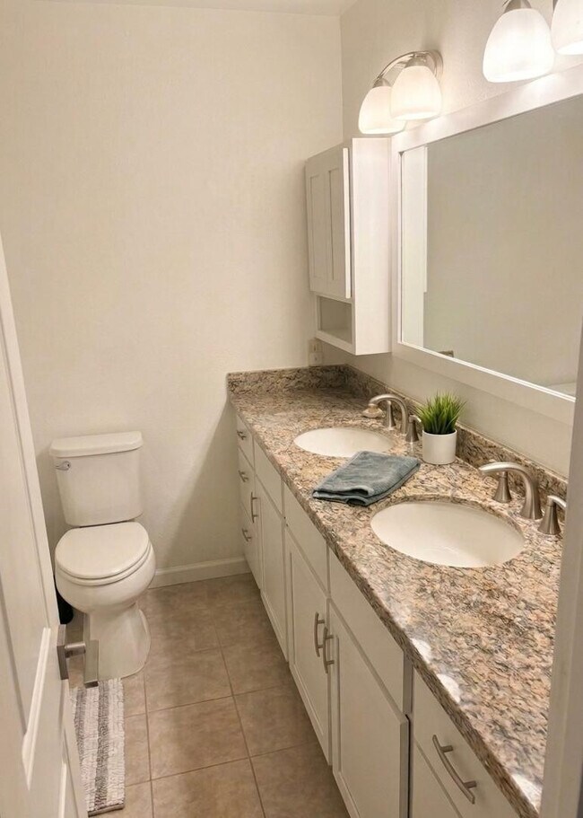 Building Photo - 2218 N 81st St