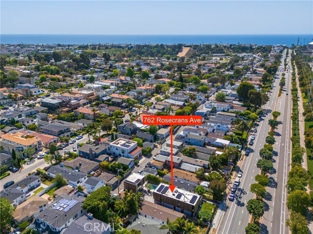 Building Photo - 762 Rosecrans Ave