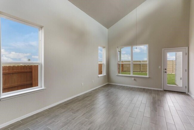 Building Photo - 11617 American Mustang Lp