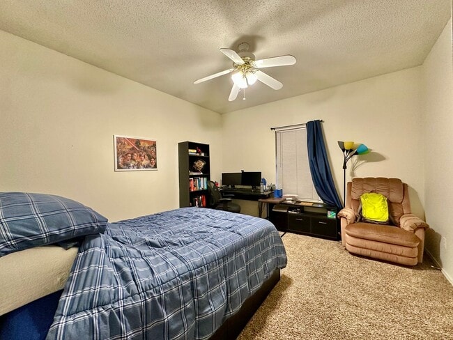 Building Photo - 1318 James Ave