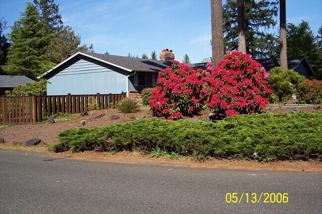 Building Photo - 8519 49th St W