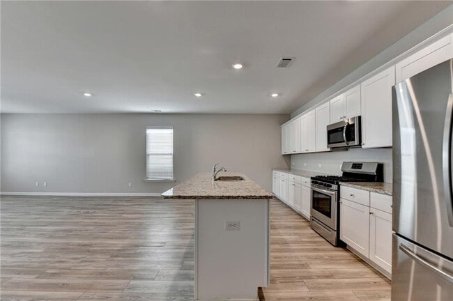 Building Photo - 4335 Magpie Dr