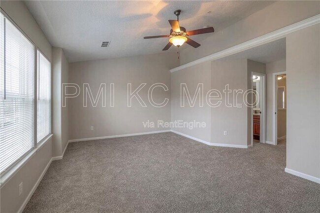 Building Photo - 8921 Inkster St