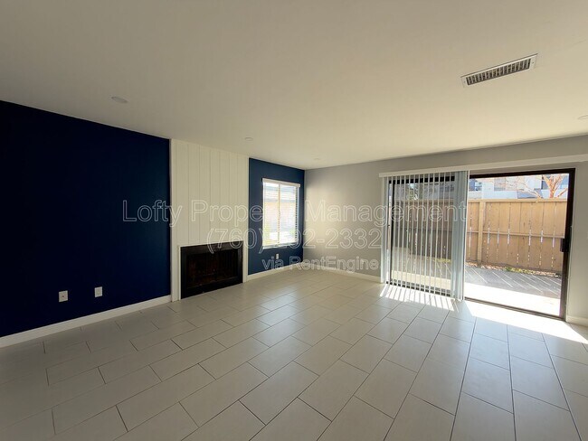 Building Photo - 450 W Vermont Ave