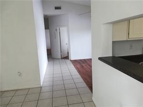 Building Photo - 2031 NW 96th Terrace
