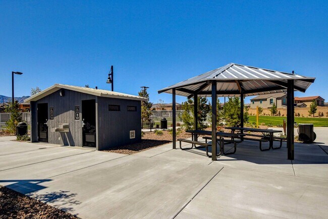 Building Photo - COMFY and NEW 3 Bedroom Home in Skye Canyon!