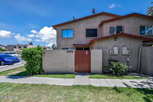 Building Photo - 3959 W Palomino Rd