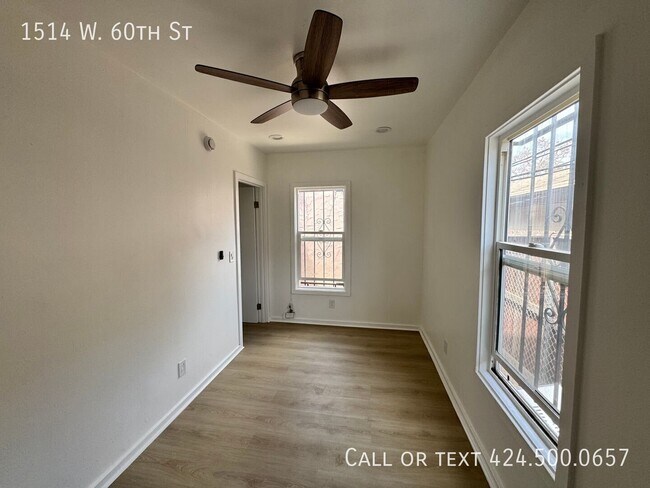 Building Photo - 1514 W 60th St