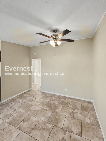 Building Photo - 2925 N 46th St