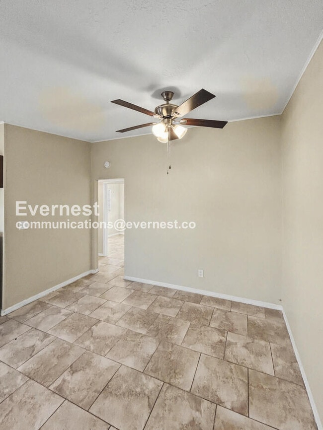 Building Photo - 2925 N 46th St