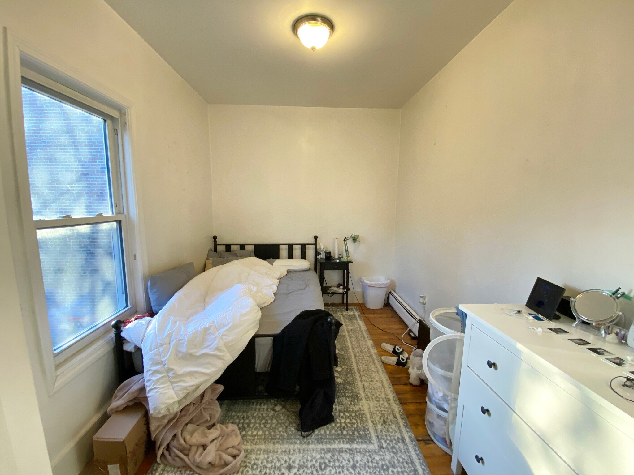 Building Photo - 52 Delle Ave