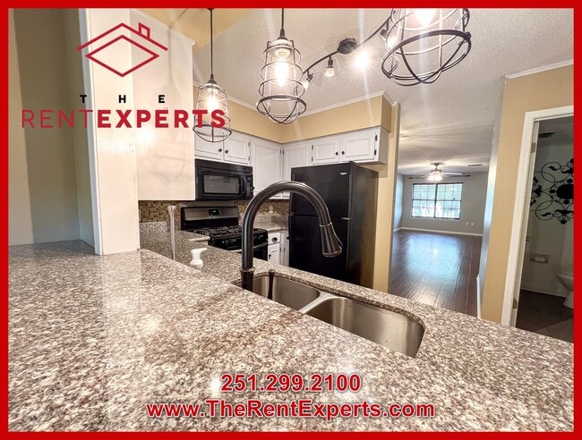 Building Photo - 953 Dickenson Ave