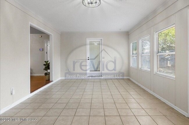 Building Photo - 7194 Atterbury Cir E