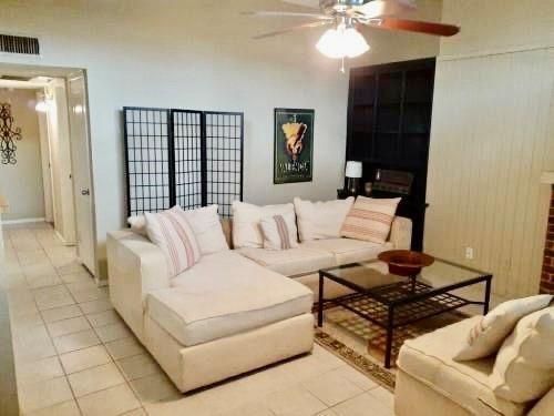 Building Photo - 2708 Mc Cart Ave