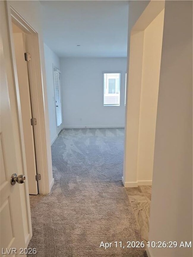 Building Photo - Spacious Henderson Townhome with Balconies and Resort Amenities