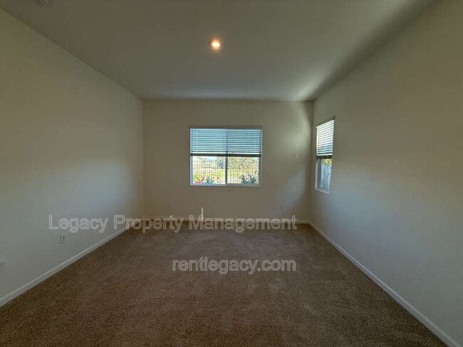 Building Photo - 8283 Humble Ct