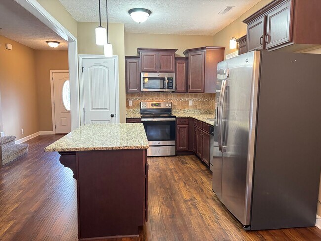 Building Photo - Crosswinds Subdivision! Beautiful 2 Story Rental off Tylertown Rd.