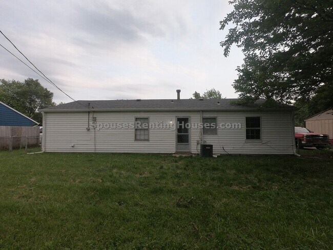 Building Photo - 5362 Falcon Ln