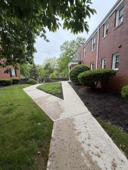 Building Photo - 840 Thorn St