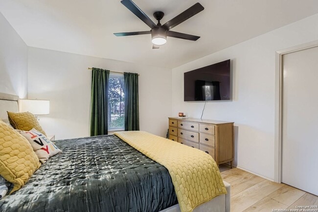 Building Photo - 146 Canyon Oaks Dr