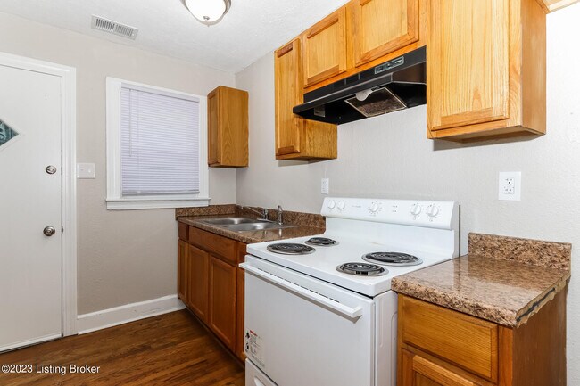 Building Photo - 4313 Hale Ave