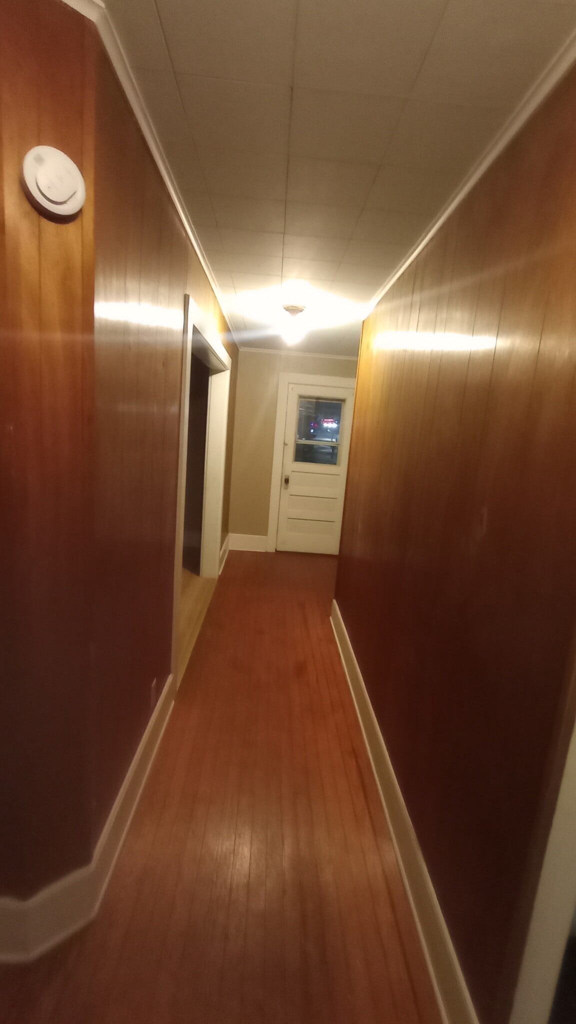 Building Photo - 203 W Main St