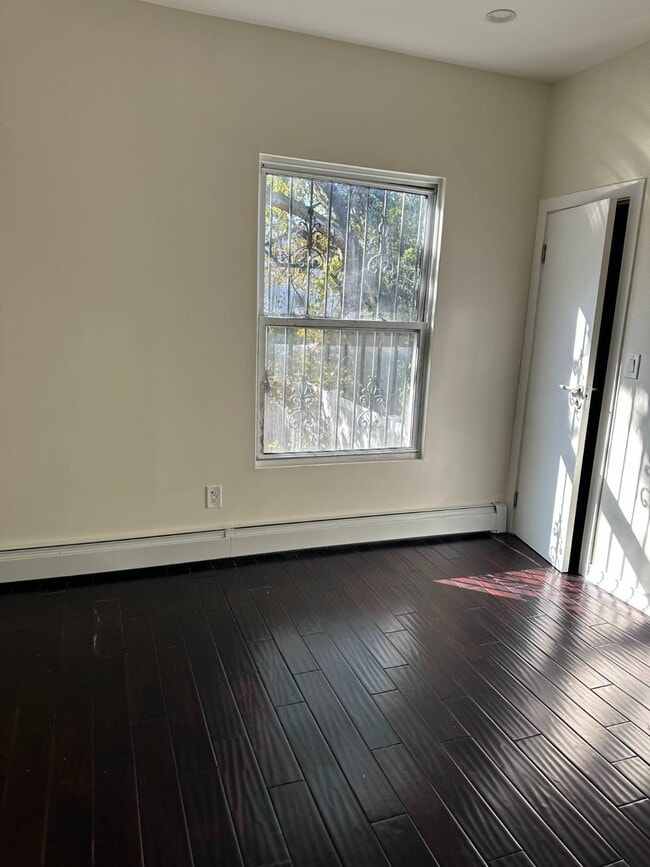 Building Photo - 560 Fountain Ave