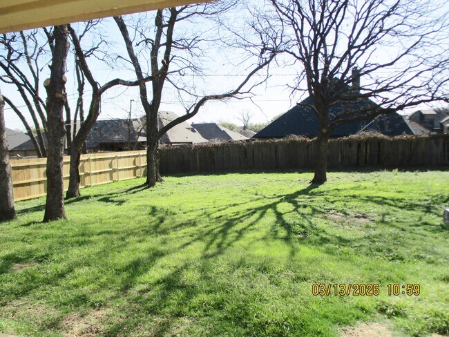 Building Photo - 536 Inwood Rd