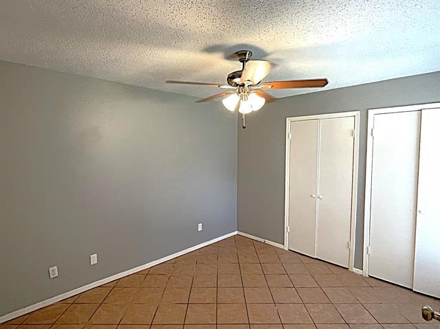 Building Photo - 1617 Brentwood Dr