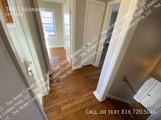 Building Photo - 700 S Leonard-