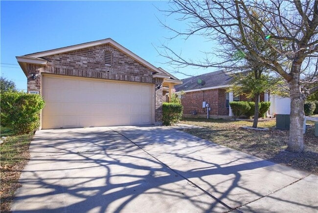 Building Photo - Very clean well maintained one-story home.