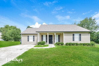 Building Photo - 41 Country Village Dr